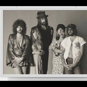 Meet your Posher, Emyli